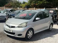 Used Toyota Aygo 67 HP (49 kW) 2011 Silver Hatchback