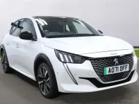 Used Peugeot e-208 Premium 100 kW (136 HP) 2021 White Hatchback