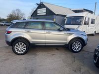 Used Land Rover Range Rover evoque SE 2017 Silver Estate
