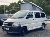 Used Toyota HiAce 95 HP (69 kW) 2009 White Van