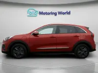 Used Kia Niro 139 HP (102 kW) 2022 Red SUV