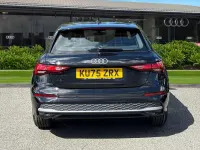 Begagnad Audi A3 Sport 116 HK (85 kW) 2025 Svart Halvkombi