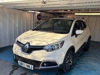 Used Renault Captur Dynamique 90 HP (66 kW) 2013 Beige SUV