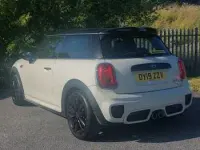 Used Mini Cooper S Sport 192 HP (141 kW) 2019 White Hatchback