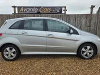 Used Mercedes B160 SE 95 HP (69 kW) 2010 Silver Hatchback