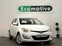 Used Hyundai i20 Active 85 HP (62 kW) 2012 White Hatchback
