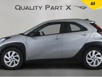 Used Toyota Aygo X PURE 72 HP (52 kW) 2022 Silver SUV