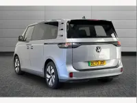 Używany VW ID. Buzz Pro 147 kW (200 KM) 2024 Srebrny Minivan