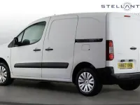 Używany Citroën Berlingo 100 KM (73 kW) 2017 Biały Minivan