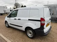 Usado Ford Transit 100 HP (73 kW) 2022 Branco Van