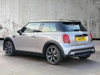 Usado Mini Cooper Exclusive 134 HP (98 kW) 2021 Cinzento Citadino