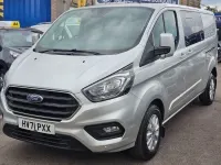 Begagnad Ford Transit Custom Limited 170 HK (125 kW) 2021 Silver Van