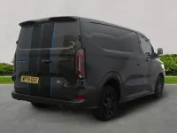 Usado Ford E-Transit Sport 160 kW (218 CV) 2024 Gris Van