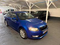 Begagnad Skoda Octavia Elegance 2013 Blå Halvkombi