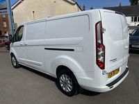Used Ford Transit Custom Limited 130 HP (95 kW) 2021 White Van