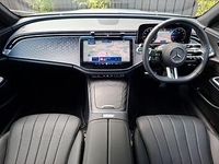 Usado Mercedes E200 AMG line 204 HP (150 kW) 2025 Prateado Sedan
