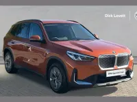 Usado BMW iX1 Sport Line 150 kW (204 HP) 2024 Laranja SUV