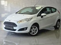 Used Ford Fiesta Zetec 82 HP (60 kW) 2016 White Hatchback