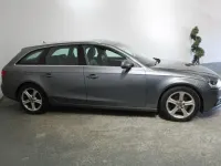 Usado Audi A4 Comfort 163 HP (119 kW) 2015 Cinzento Carrinha