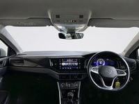 Usado VW Polo Life 80 HP (58 kW) 2023 Cinzento Citadino