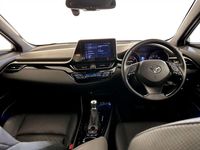 Used Toyota C-HR 122 HP (89 kW) 2023 White SUV