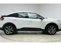 Used Citroën e-C4 Shine 100 kW (136 HP) 2022 White Hatchback