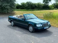 Used Mercedes E220 1995 Green Cabriolet