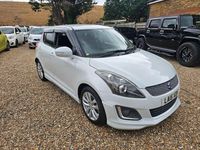 Usado Suzuki Swift SZ4 82 HP (60 kW) 2025 Branco Citadino