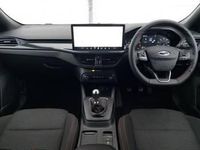 Used Ford Focus ST-Line 125 HP (91 kW) 2023 Red Hatchback