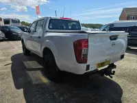 Used Nissan Navara Visia 2018 White Pickup