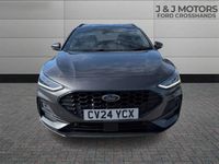 Begagnad Ford Focus ST-Line X 2024 Grå Kombi