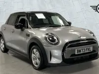 Used Mini Cooper Classic 134 HP (98 kW) 2024 Silver Hatchback