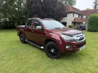 Used Isuzu D-Max 2014 Red Pickup