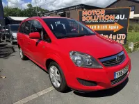Used Vauxhall Zafira 115 HP (84 kW) 2013 Red MPV