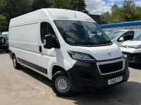 Used Peugeot Boxer 140 HP (102 kW) 2019 White Van
