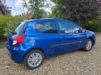Used Renault Clio II Extreme 2009 Blue Hatchback
