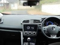 Used Renault Kadjar Iconic 140 HP (102 kW) 2021 Red SUV