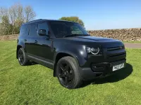 Used Land Rover Defender SE 250 HP (183 kW) 2022 Black SUV