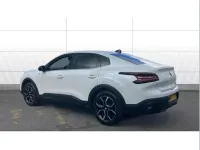 Usado Citroën e-C4 Shine 100 kW (136 CV) 2023 Blanco Berlina
