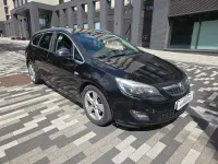 Used Vauxhall Astra SRi 125 HP (91 kW) 2011 Black Estate