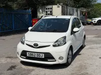 Used Toyota Aygo 68 HP (50 kW) 2012 White Hatchback
