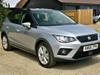 Used Seat Arona SE Technology 115 HP (84 kW) 2019 Silver SUV