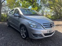 Begagnad Mercedes B160 2011 Silver Minibuss