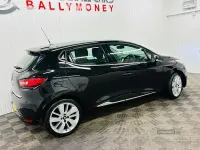 Used Renault Clio Dynamique 90 HP (66 kW) 2015 Black Hatchback