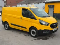 Begagnad Ford Transit Custom 130 HK (95 kW) 2022 Gul Van
