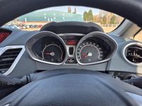 Used Ford Fiesta Zetec 70 HP (51 kW) 2010 Blue Hatchback