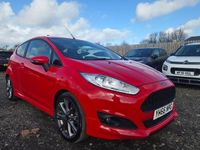 Usado Ford Fiesta ST-Line 125 HP (91 kW) 2016 Vermelho Citadino
