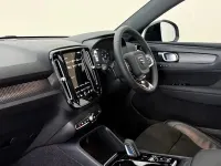 Used Volvo XC40 R-Design Pro 197 HP (144 kW) 2021 Red SUV
