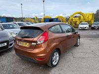 Used Ford Fiesta 95 HP (69 kW) 2013 Red Hatchback