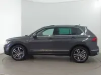 Usado VW Tiguan Elegance 150 CV (110 kW) 2021 Gris SUV